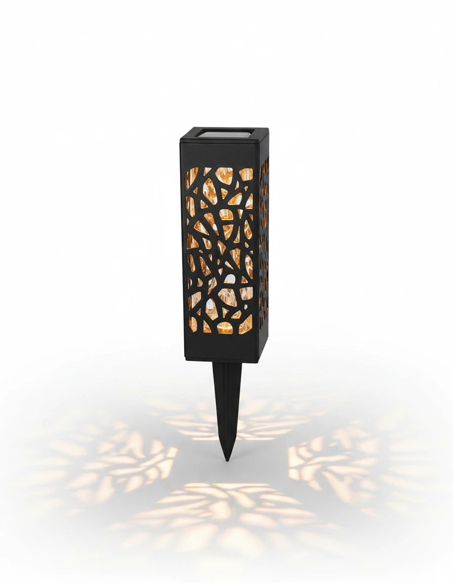 The Willow Solar Garden Lantern