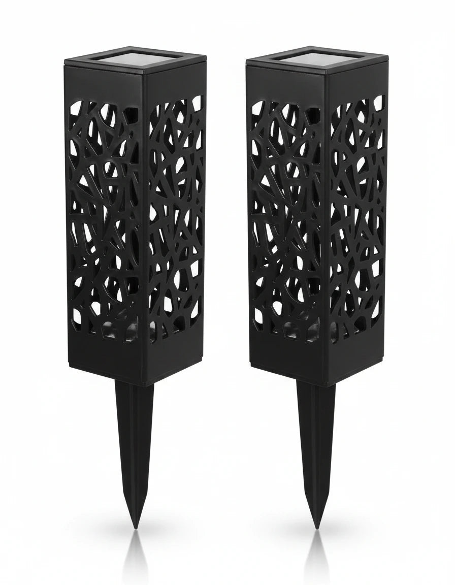 The Willow Solar Garden Lantern
