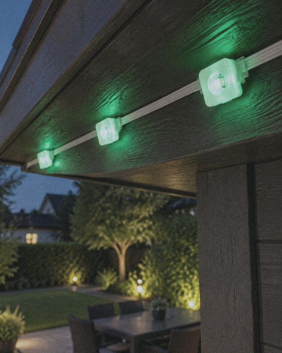 Las luces RGB para alero Eavesglow